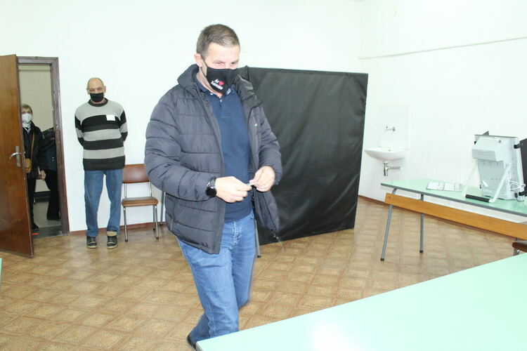 Кметът на Хасково: Гласувах за стабилно държавно управление и президент-обединител на българите