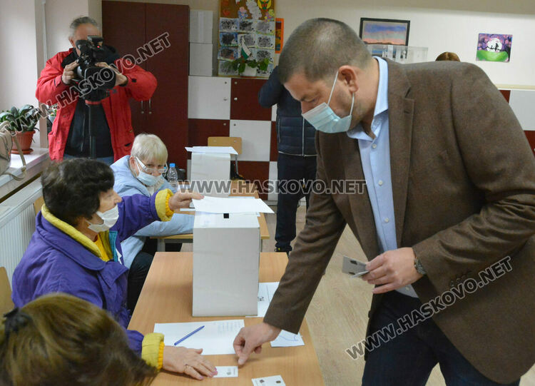 Владимир Маринов: Гласувах за сигурност, стабилност, прозрачност