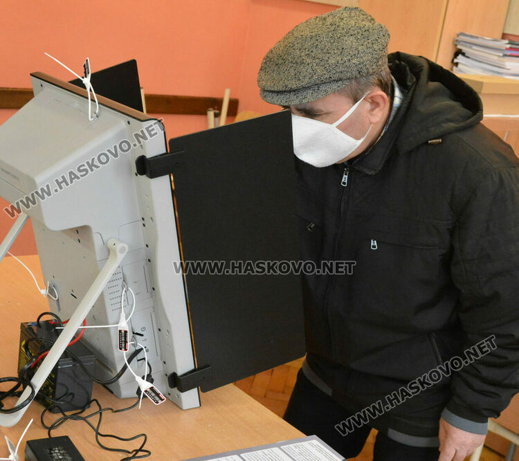 Отсъстващи членове на секции на старта на изборния ден