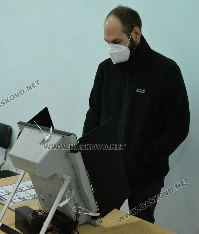 232 337 с право на глас в Хасковско на днешните избори 2 в 1