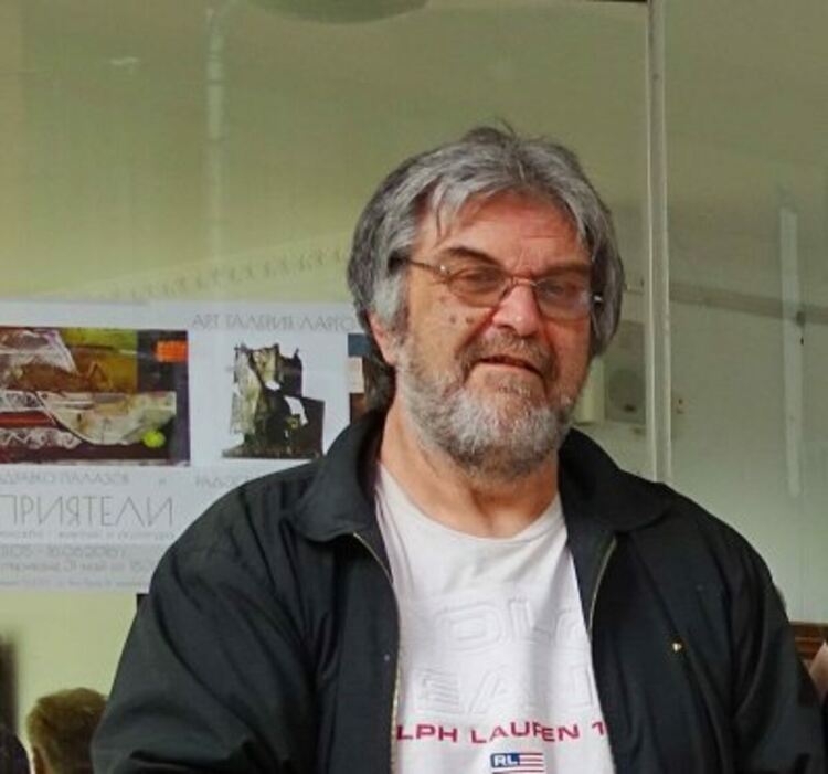 Здравко Палазов с изложба в КДК-Смолян