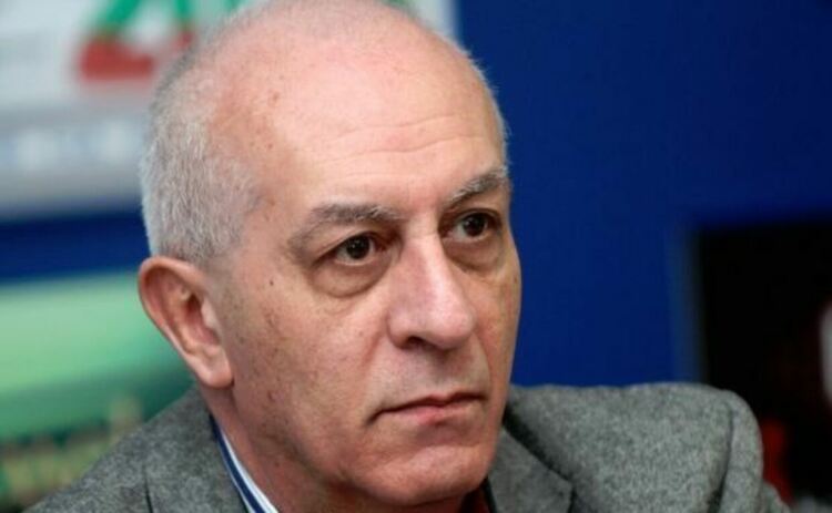 Юрий Асланов: БСП вече е партия от миманса. Не Радев, а Нинова раздели партията