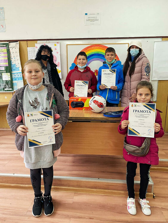 Връчиха наградите от конкурса ,,Любопитно за родния ми край - от архива на баба и дядо”