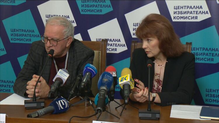 Рекордна избирателна активност в чужбина на вота 2 в 1