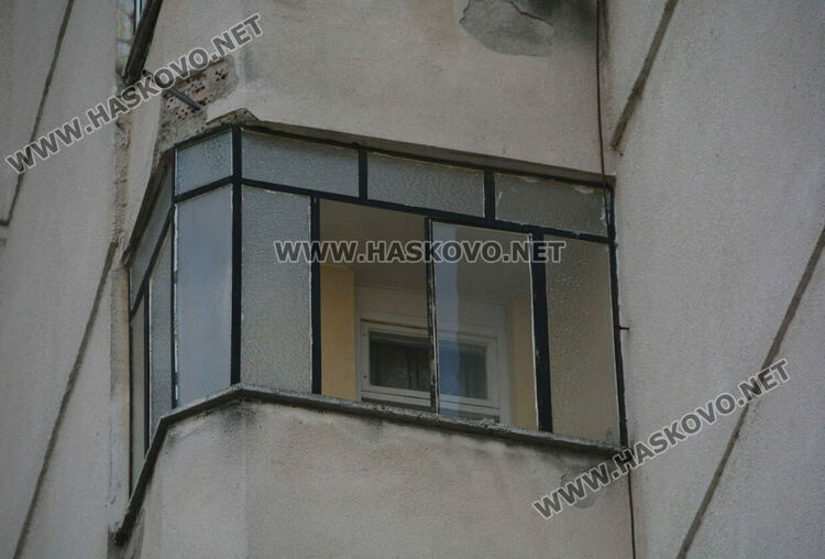 85-годишен загина на място след падане от 6-ия етаж 