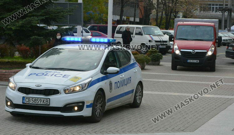 Изборните книжа за Хасково и Кърджали пристигнаха ден по-рано от бюлетините