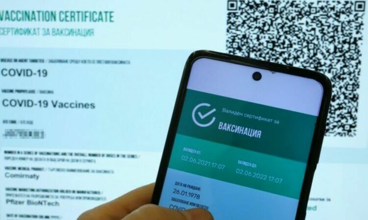 Виктор Костов: "Зеленият сертификат" отменя конституционни права и правото на труд