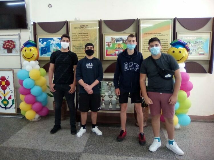 Златаровци с нов eTwinning  проект „ОТ КУХНЯТА ДО МАСАТА“