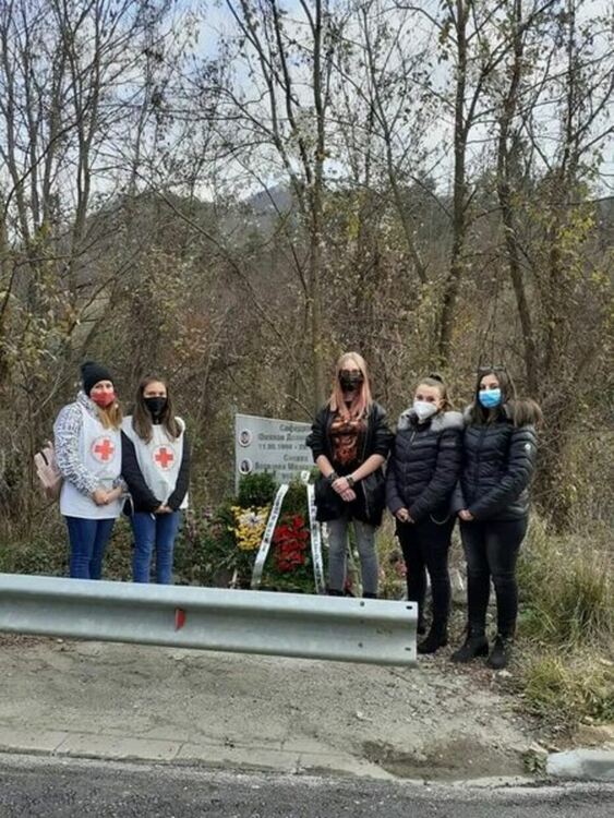 В Мадан почетоха жертвите на пътя