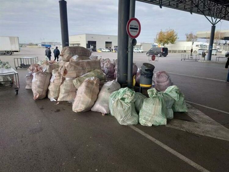 37 автобуса проверени на ГКПП "Капитан Андреево",в 13 от тях стоки ментета