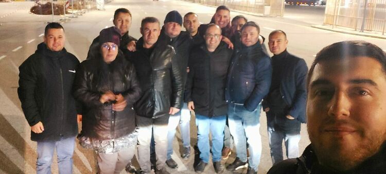 Депутати протестираха на ГКПП „Капитан Андреево”срещу масираните проверки на автобуси идващи от Турция