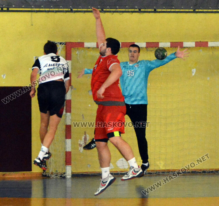 „Асти 91“ с победа във втория кръг на  мъжката хандбална Б група