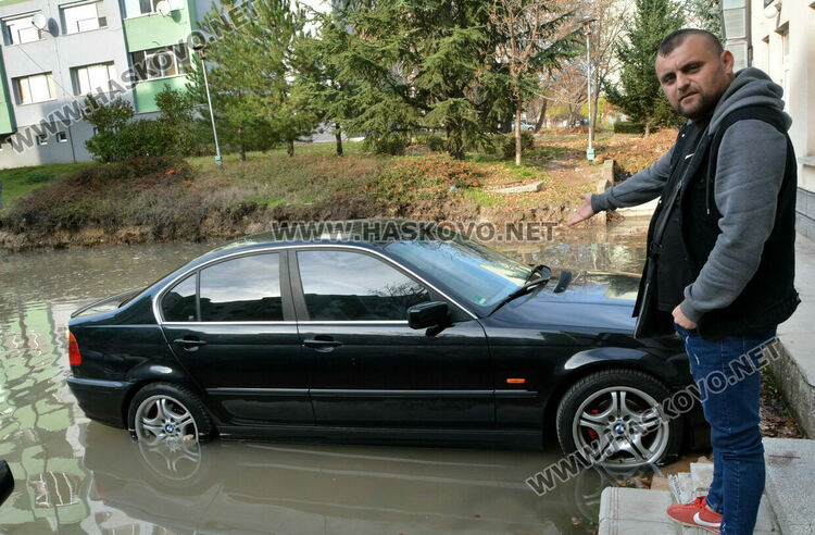 „Екопрогрес“ спука тръба на ВиК. Наводнени паркинг и мазета в „Бадема“