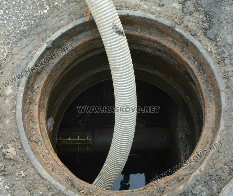 Опашка пред водоноската в „Бадема“ заради спряната вода