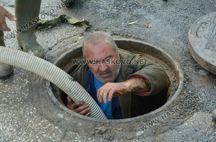 Опашка пред водоноската в „Бадема“ заради спряната вода