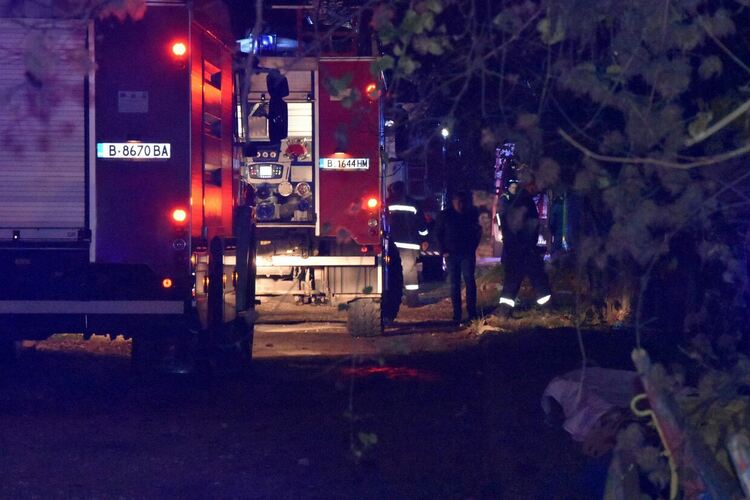 Настаняват в хотел оцелелите в пожара в дома за възрастни