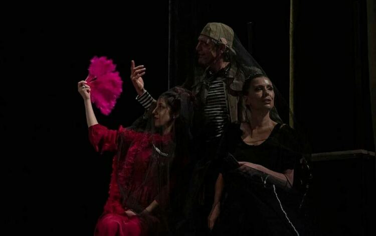 Блестящо представяне на РДТ на фестивала в Армения