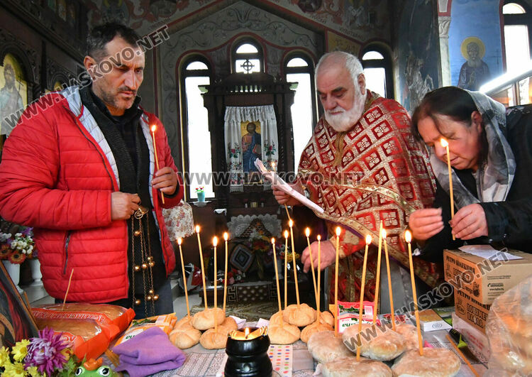 Св. Екатерина покровителства майчинството и закриля децата от болести