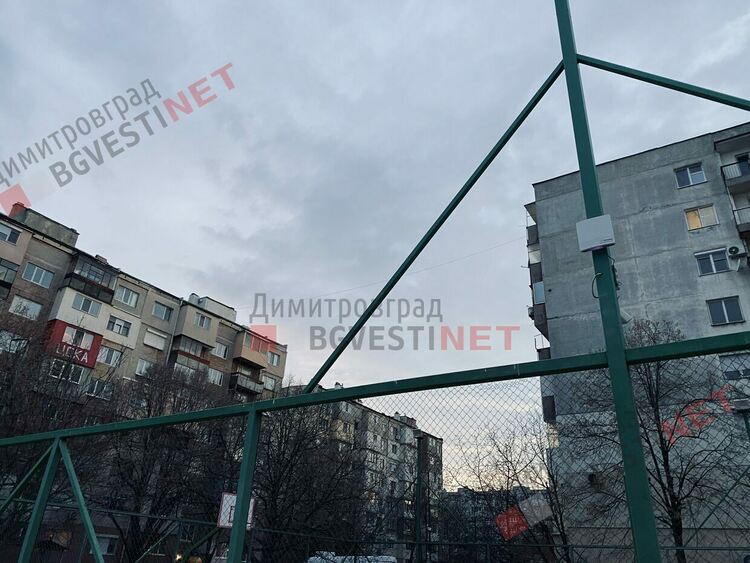 Две допълнителни станции за измерване на КАВ монтираха в Димитровград