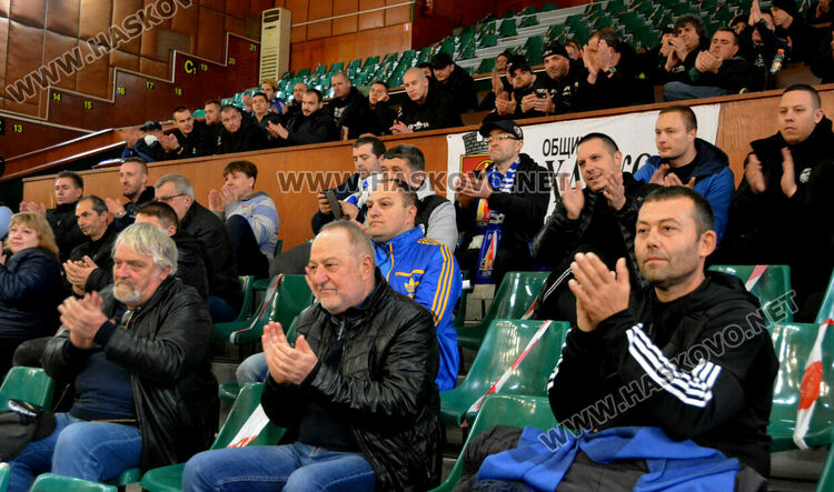 Ръководството на ПФК „Левски“ обсъди бъдещето на клуба с фенове в Хасково