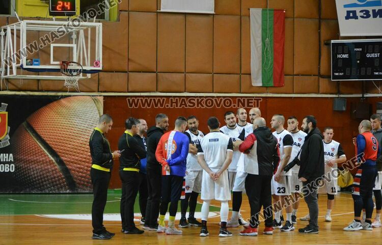 Заради счупен кош отложиха баскетболния мач между &ldquo;Хасково&rdquo; и &ldquo;Хебър Б&rdquo;