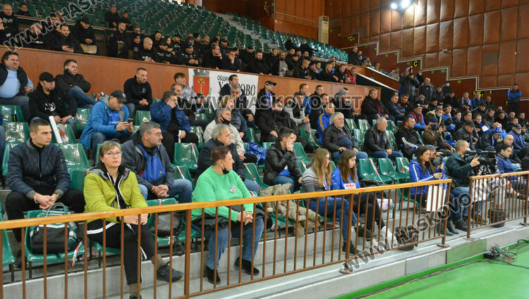 Ръководството на ПФК „Левски“ обсъди бъдещето на клуба с фенове в Хасково