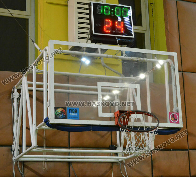 Заради счупен кош отложиха баскетболния мач между &ldquo;Хасково&rdquo; и &ldquo;Хебър Б&rdquo;