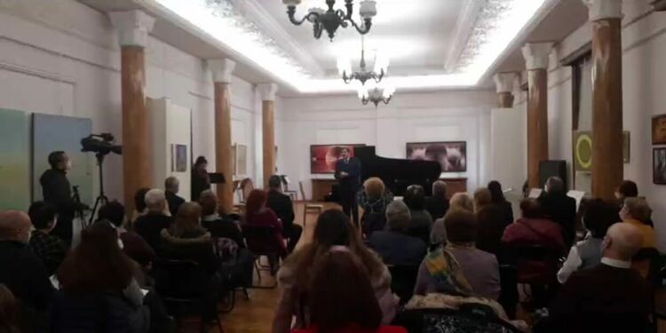 Първата среща на балканската камерна музика "Духовни мостове" се състоя в Перник