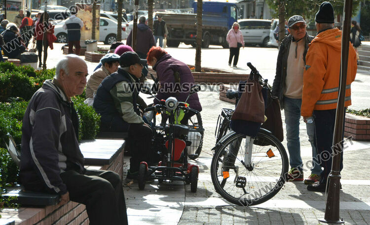 Падна 104-годишен температурен рекорд. 21.1 градуса измерени в Хасково днес