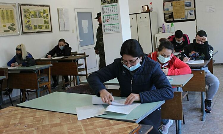 Шестима се пребориха за място във военното поделение в Хасково