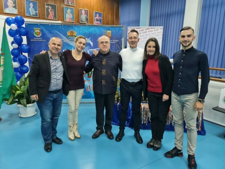 "Галаксико" с 14 първи места от конкурса "България танцува"