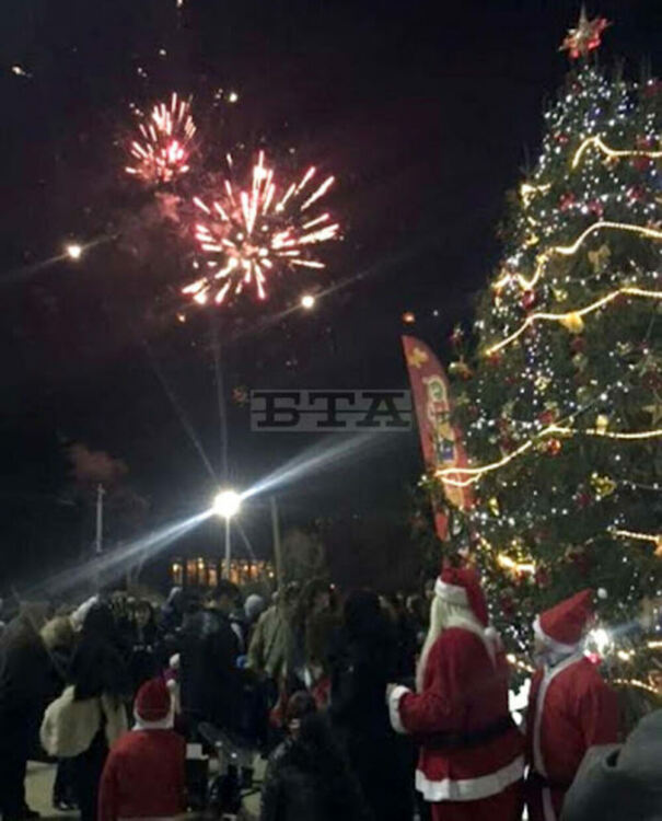 Коледната елха ще грейне в Перник на 3 декември