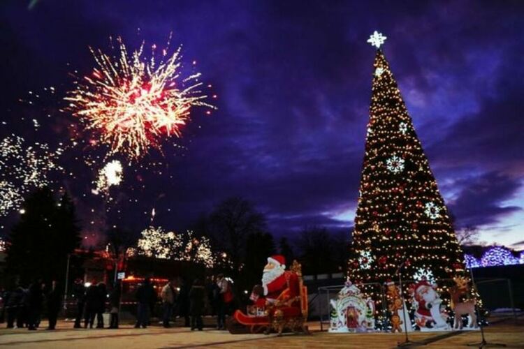 Утре ще грейнат коледните светлини на Перник и ще бъде открит първият в града Коледен базар на открито