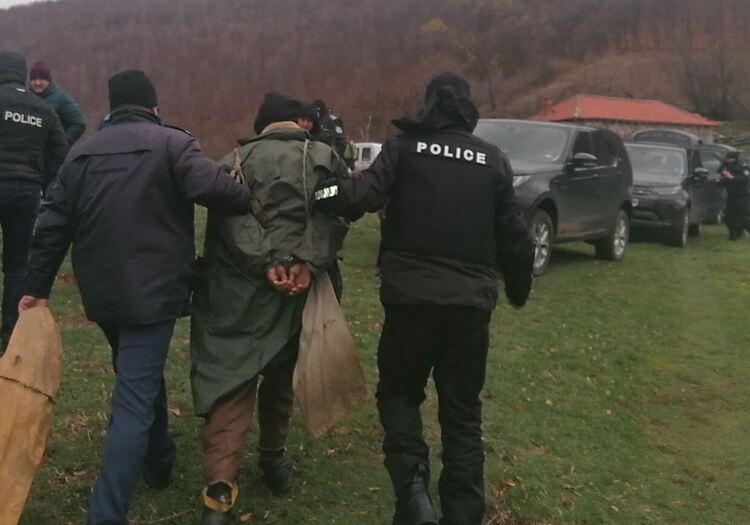 Искат постоянен арест за стрелеца от Сърница