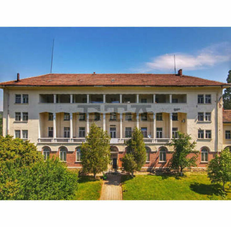 Рехабилитационна болница в Перник навърши 70 години