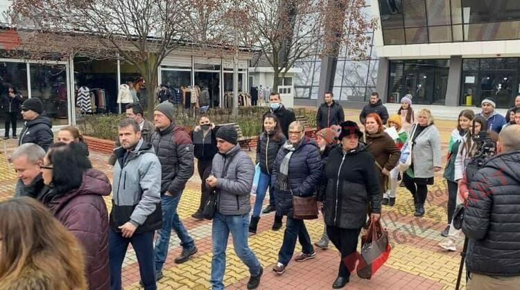 Протест в защита на чистия въздух в Димитровград блокира булеварди