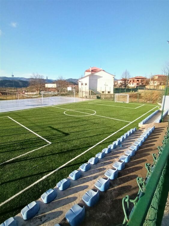 Приключи ремонтът на мултифункционалното игрище за футбол, волейбол и баскетбол в кв. „Диамандово“