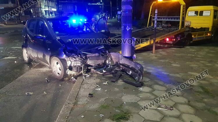 МВР: Водач на Ауди е причинил катастрофата с Мерцедеса на Кърджалийска 