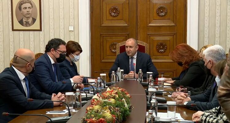 Радев очаква политическа мъдрост от ГЕРБ