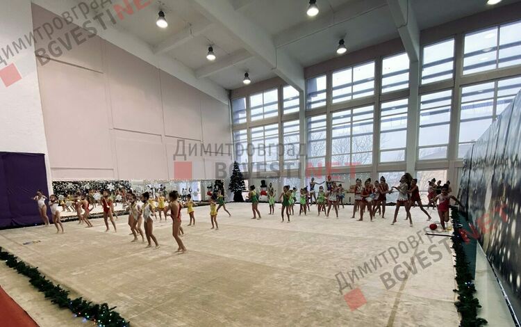 Гимнастички от Хасково, Кърджали и Димитровград се окичиха с множество медали на международен турнир