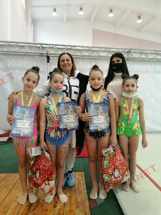 Гимнастички от Хасково, Кърджали и Димитровград се окичиха с множество медали на международен турнир