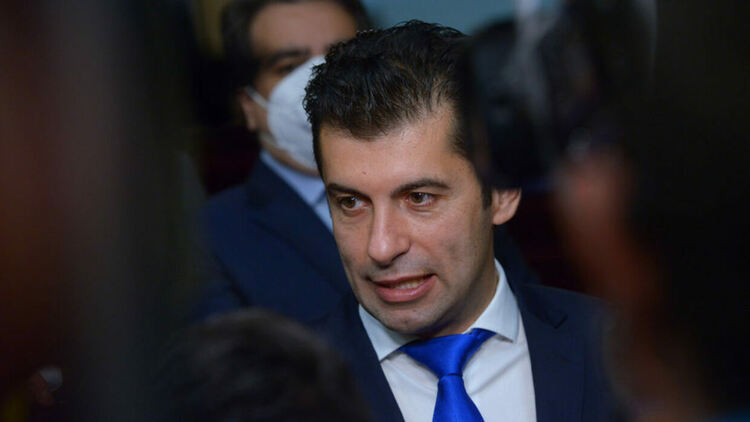 Кирил Петков пред "Шпигел": Асен Василев ще е с права на супер министър