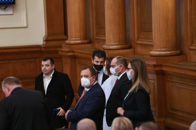 Спешен координационен съвет в парламента заради коалиционното споразумение