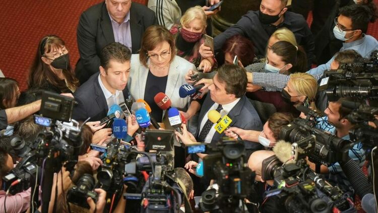 Преговорите за кабинет: споразумението за управлението на страната е подписано