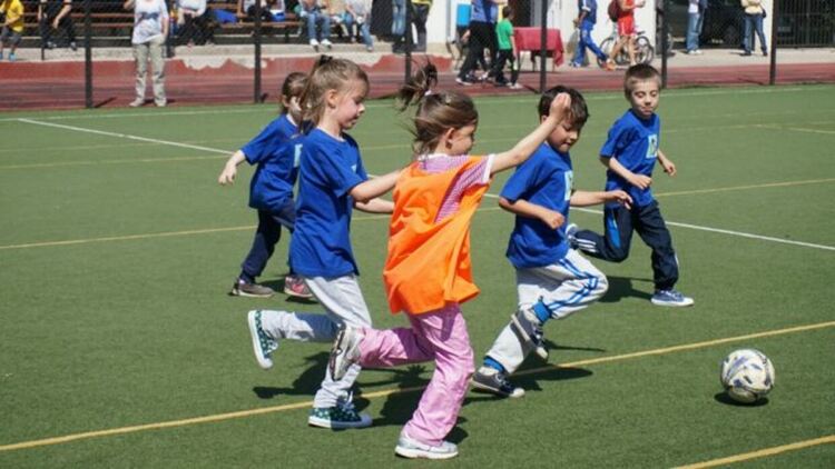 10 декември - Световен ден на футбола