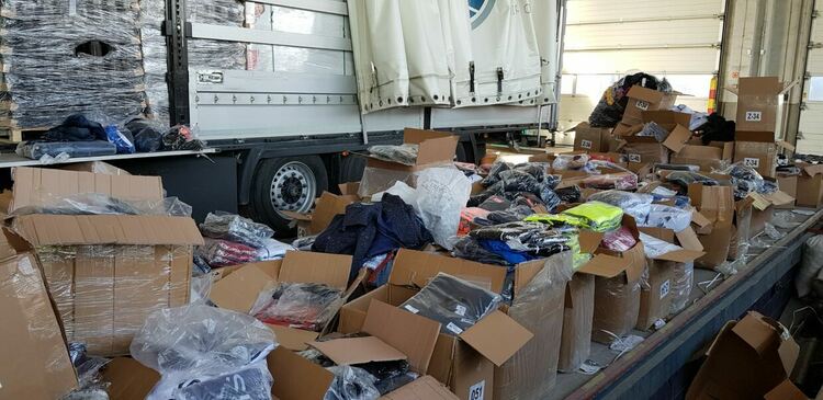 Текстилна контрабанда спряна на Капитан Андреево