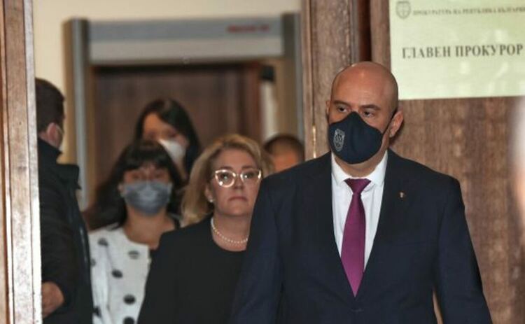 Иван Гешев: Води се война срещу прокуратурата