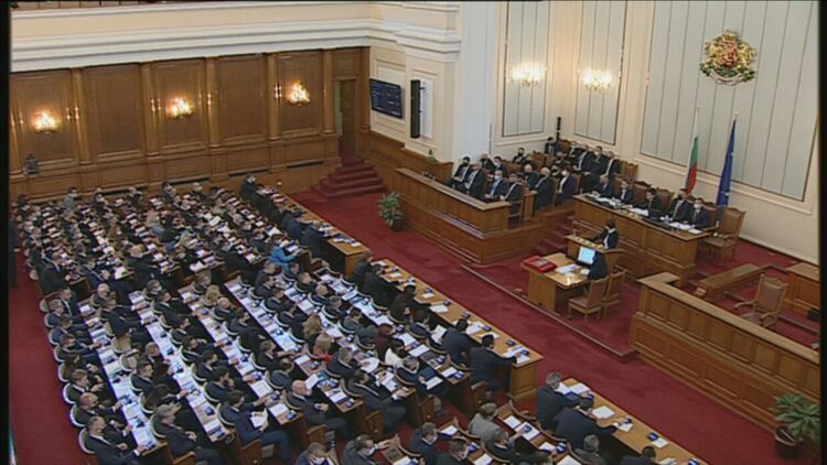 НС гласува проектокабинета на извънредно заседание