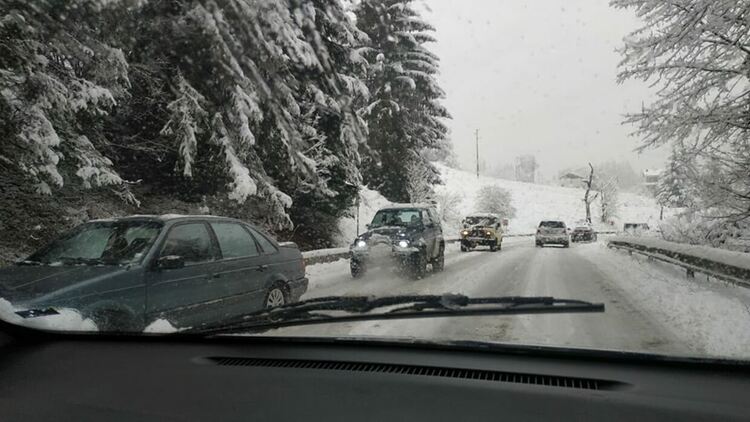 След бедствието заваля и обилен сняг /обновена/