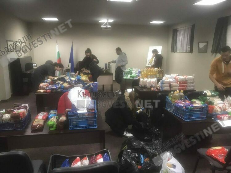 Младите ротарианци отново с благотворителна инициатива "Купи и дари"